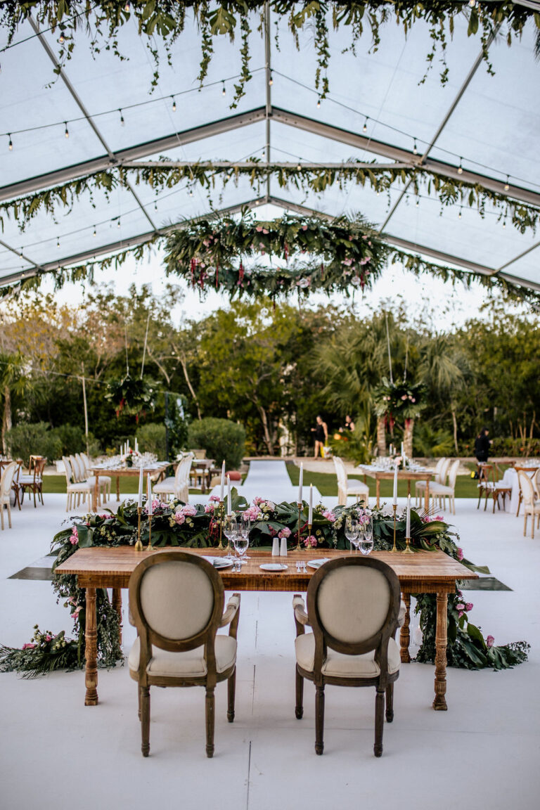 Wedding in Mexican Chapel